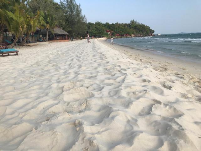Howard Johnson Plaza By Wyndham Blue Bay Sihanoukville Kültér fotó
